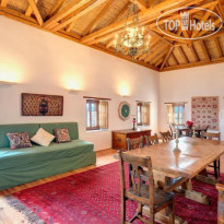 Malvasia Traditional Hotel