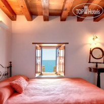 Malvasia Traditional Hotel