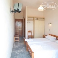Finikounda Hotel