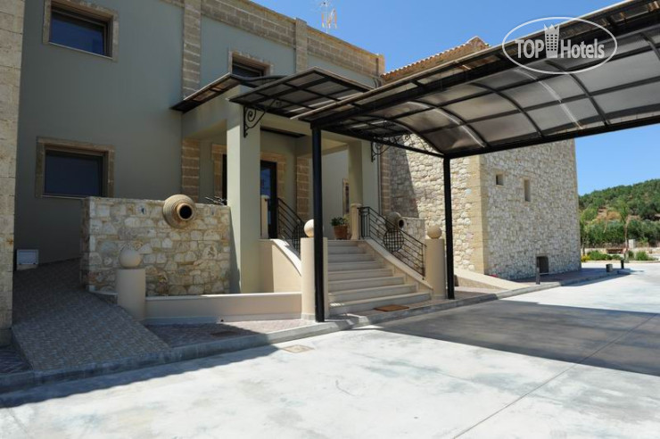 Hotelier's photos Tsokas Hotel 3*