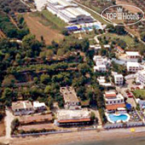 Achaios Hotel & Bungalows 