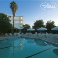 The Grove Seaside Hotel 