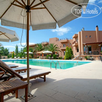 Apollo Resort Art Hotel 