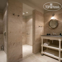 Kinsterna Hotel & Spa