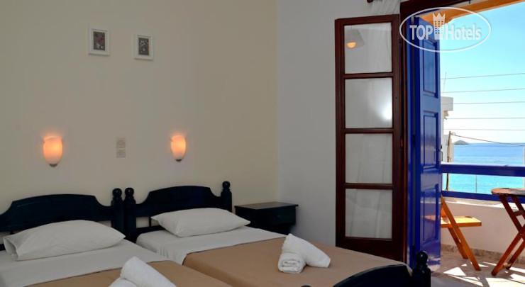 New photos from tourists To Petrino 