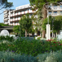 Dimokritos Hotel 