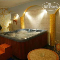 Elegant Epavlis Hotel