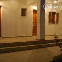 Artemis Rooms Отель