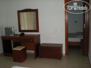New photos from tourists Sintrivanis