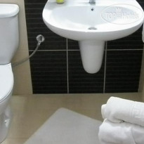 Denis Hotel and Bungalows 