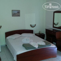 Denis Hotel and Bungalows 