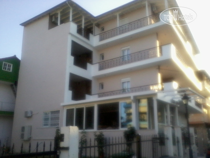 Hotelier's photos Siros Hotel 1*