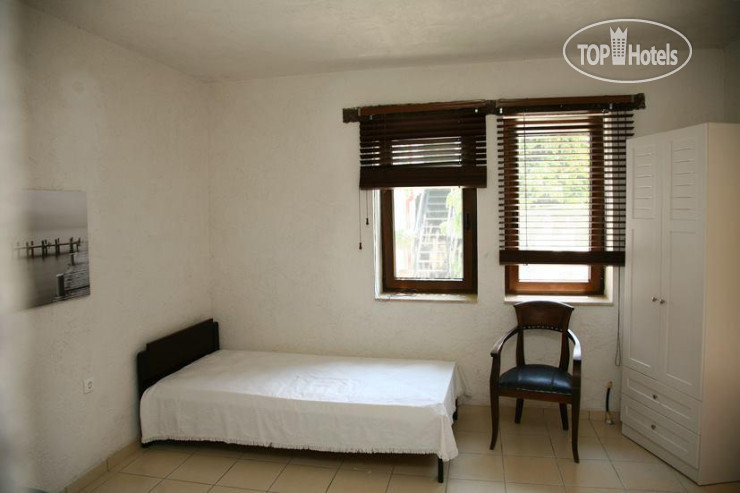 New photos from tourists Ktima Dadouli