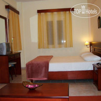 Venardos Hotel