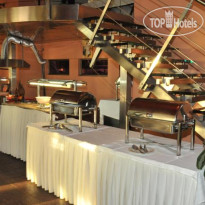 Avra Hotel