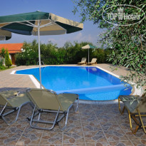 Villas Lefkothea 