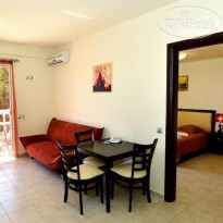 Golden Rose Suites