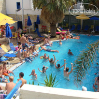 Kassavetis Studios & Apartments
