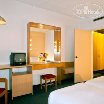 Omalos Hotel
