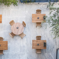 Avra City Hotel