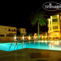 Danelis Apartments