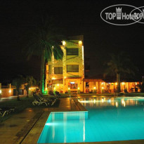 Danelis Apartments