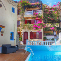 Korifi Suites & Apartments