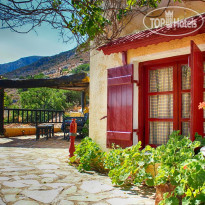 Korifi Suites & Apartments