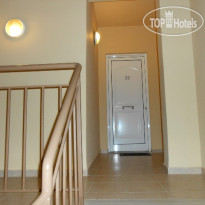 Lambrinos Suites