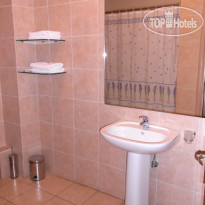 Lambrinos Suites