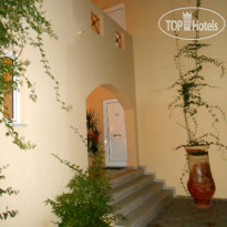 Lambrinos Suites