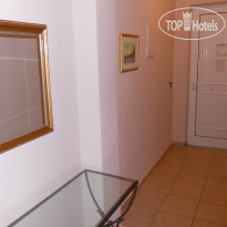 Lambrinos Suites