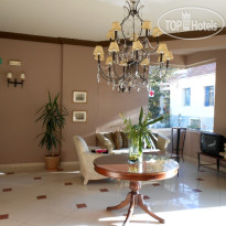 Lambrinos Suites