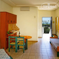 Papadakis Apartments 