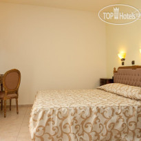 Dias Hotel & Apartments 