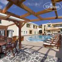 Dias Hotel & Apartments 