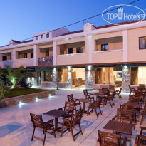 Dias Hotel & Apartments 