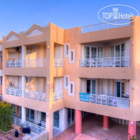 Sunrise Hotel Studios Apartments 