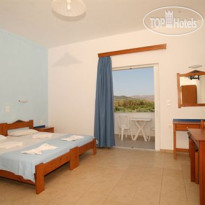 Mediterranean Studios Apartments Номер