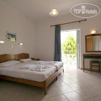 Mediterranean Studios Apartments Номер