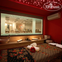 Apollonia Beach Resort & Spa 