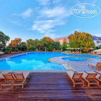 Apollonia Beach Resort & Spa 