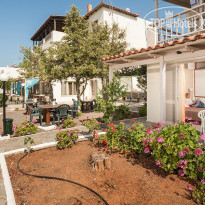 Panorama-Seaview Studios & Apartments 