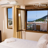 Pantheon Villas & Suites