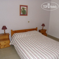 Filoxenia Studios & Apartments 