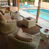 Maria Flora Apartments