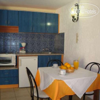 Maria Flora Apartments