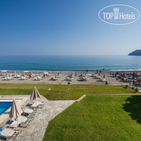 Blue Dome Hotel Пляж