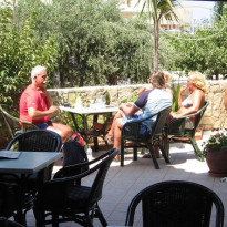 Aspri Petra Apartments 