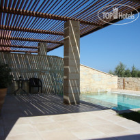 Lofos Village